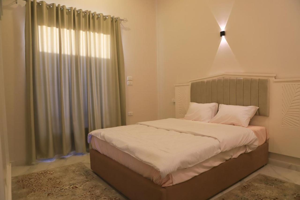 Royal Nile Villa - Pool View Apartment 1 ลักซอร์ ภายนอก รูปภาพ