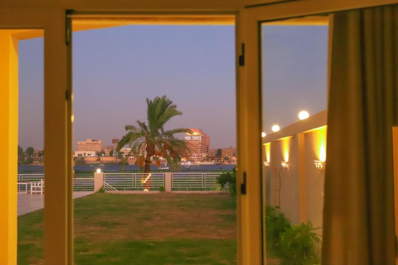 Royal Nile Villa - Pool View Apartment 1 ลักซอร์ ภายนอก รูปภาพ