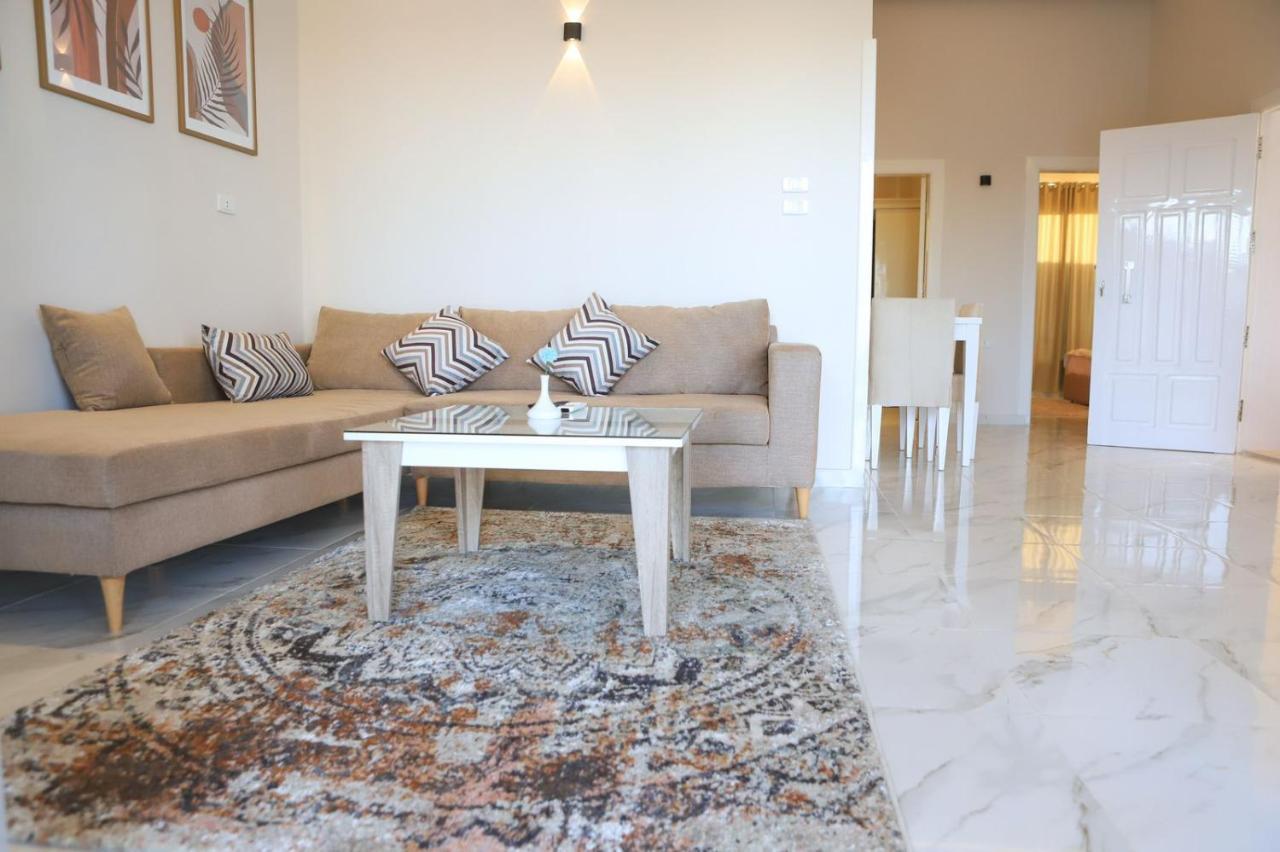 Royal Nile Villa - Pool View Apartment 1 ลักซอร์ ภายนอก รูปภาพ