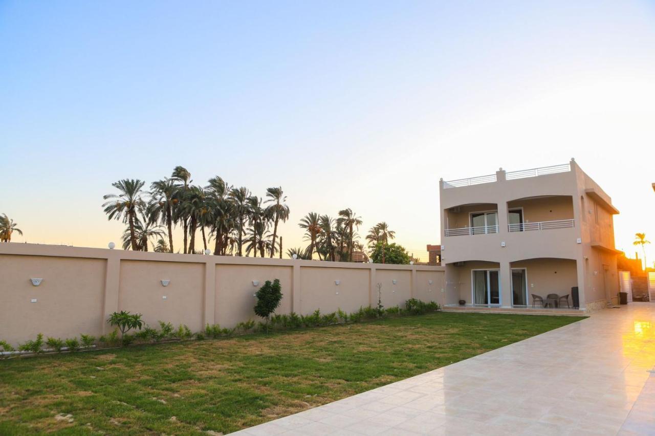 Royal Nile Villa - Pool View Apartment 1 ลักซอร์ ภายนอก รูปภาพ
