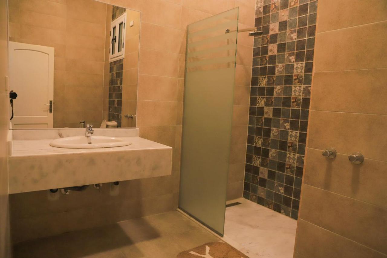 Royal Nile Villa - Pool View Apartment 1 ลักซอร์ ภายนอก รูปภาพ