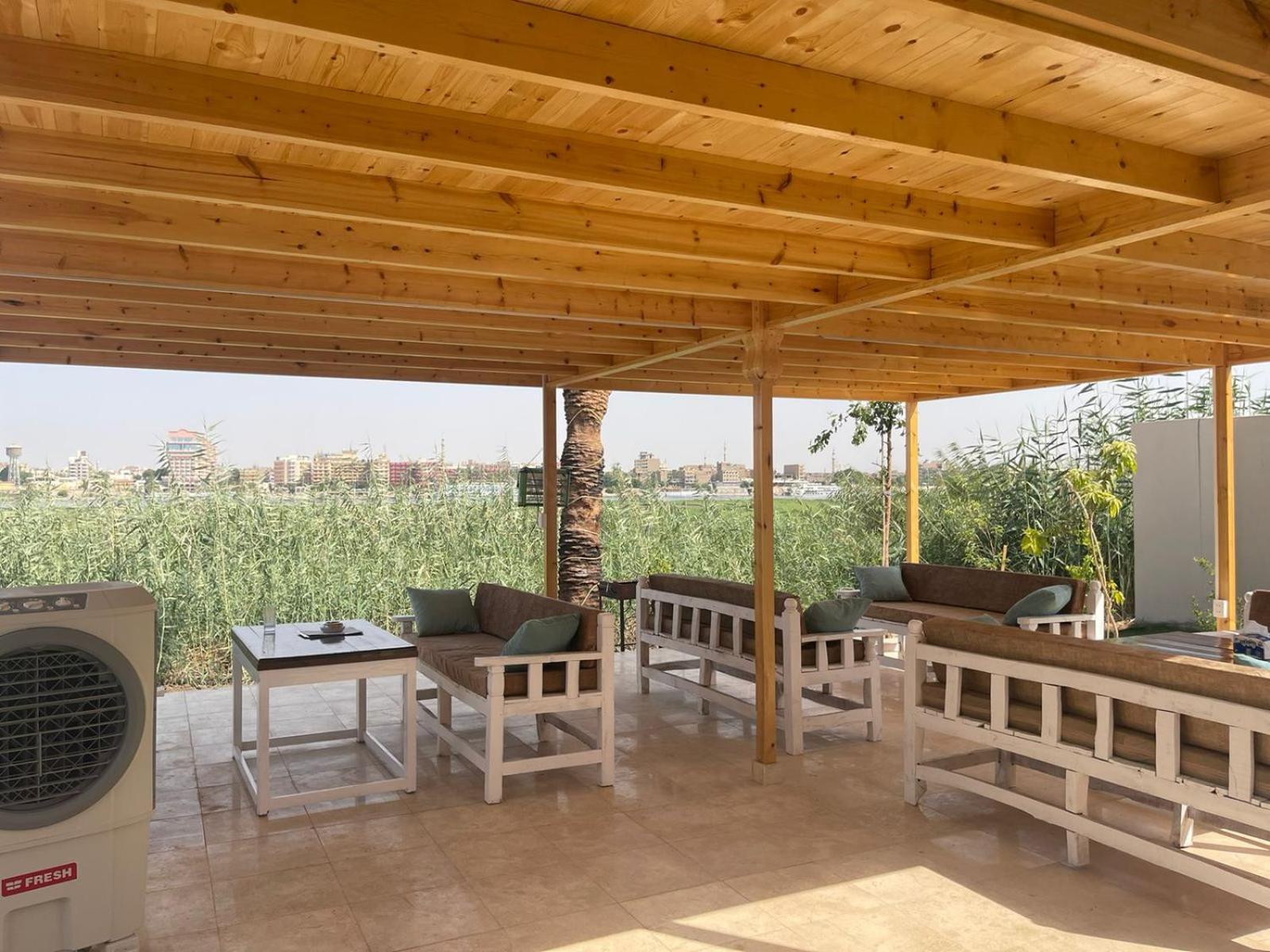 Royal Nile Villa - Pool View Apartment 1 ลักซอร์ ภายนอก รูปภาพ